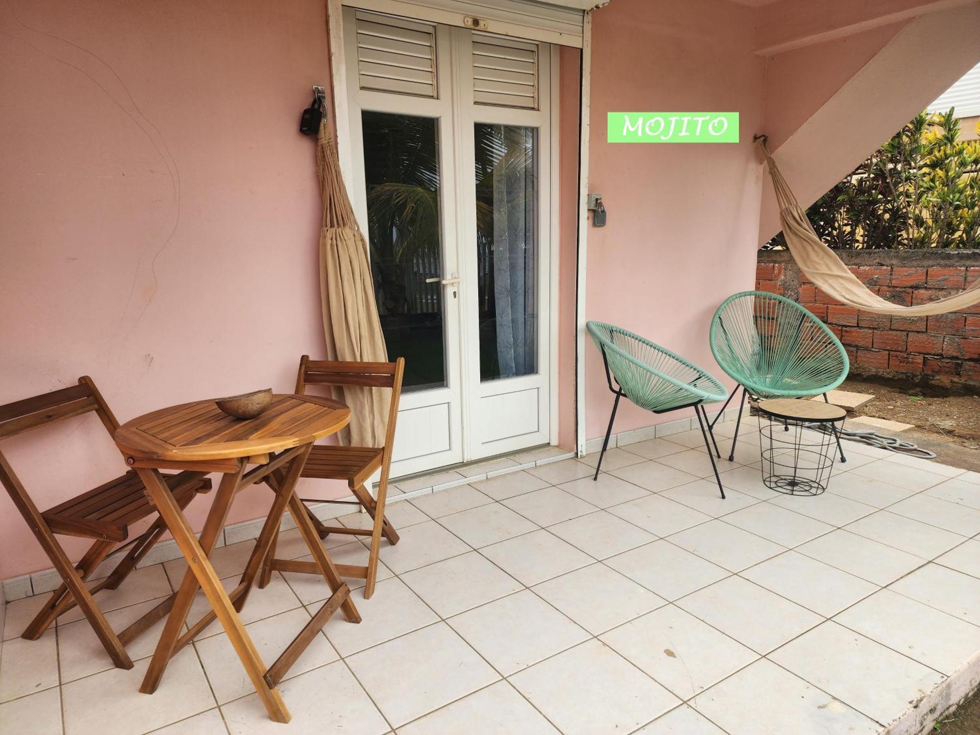 Kozy Kaz - Les Pieds Dans L Eau Apartment La Trinite Exterior photo